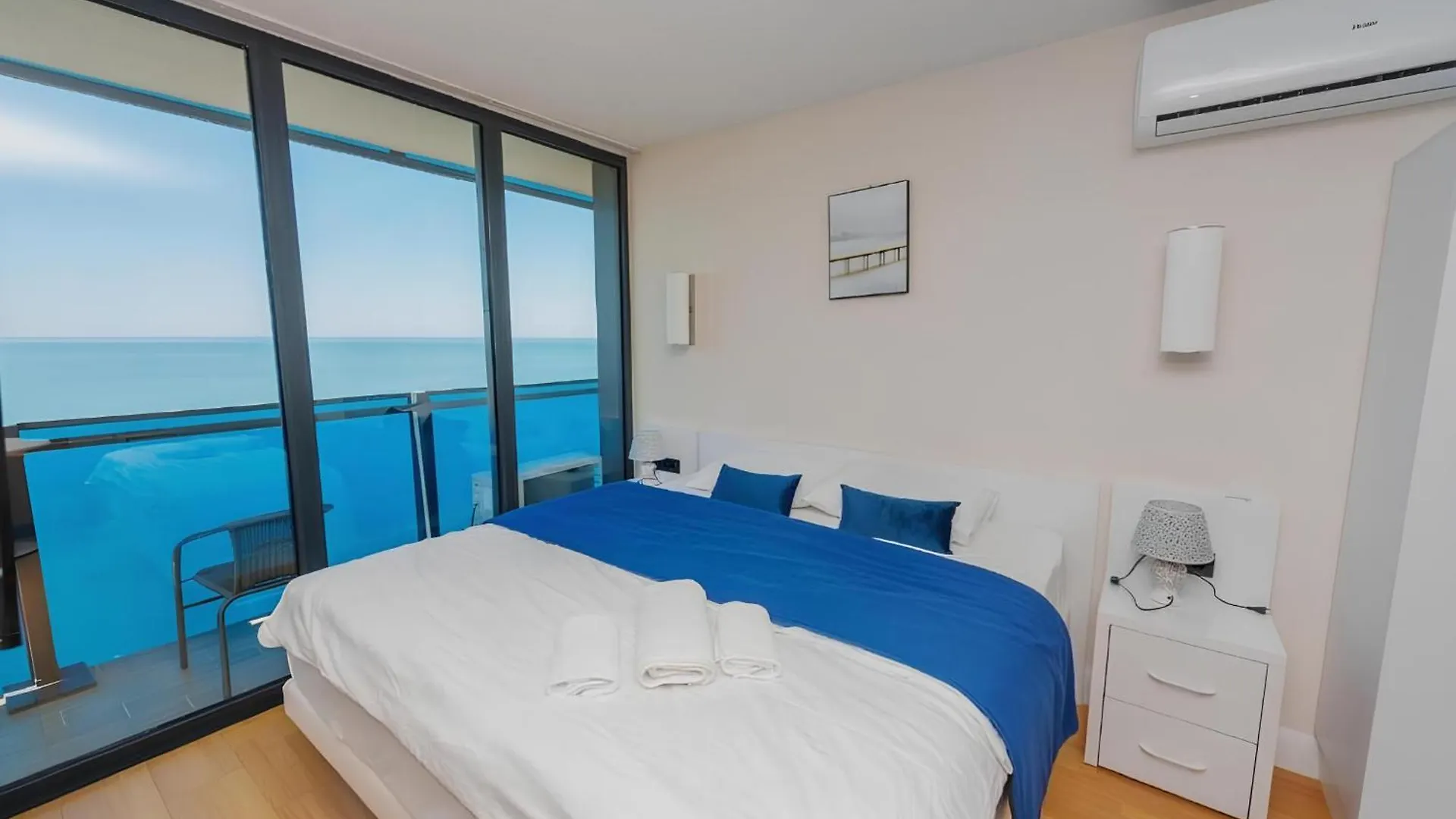 Panarama Orbi City Aparthotel Itkhvisi Georgia