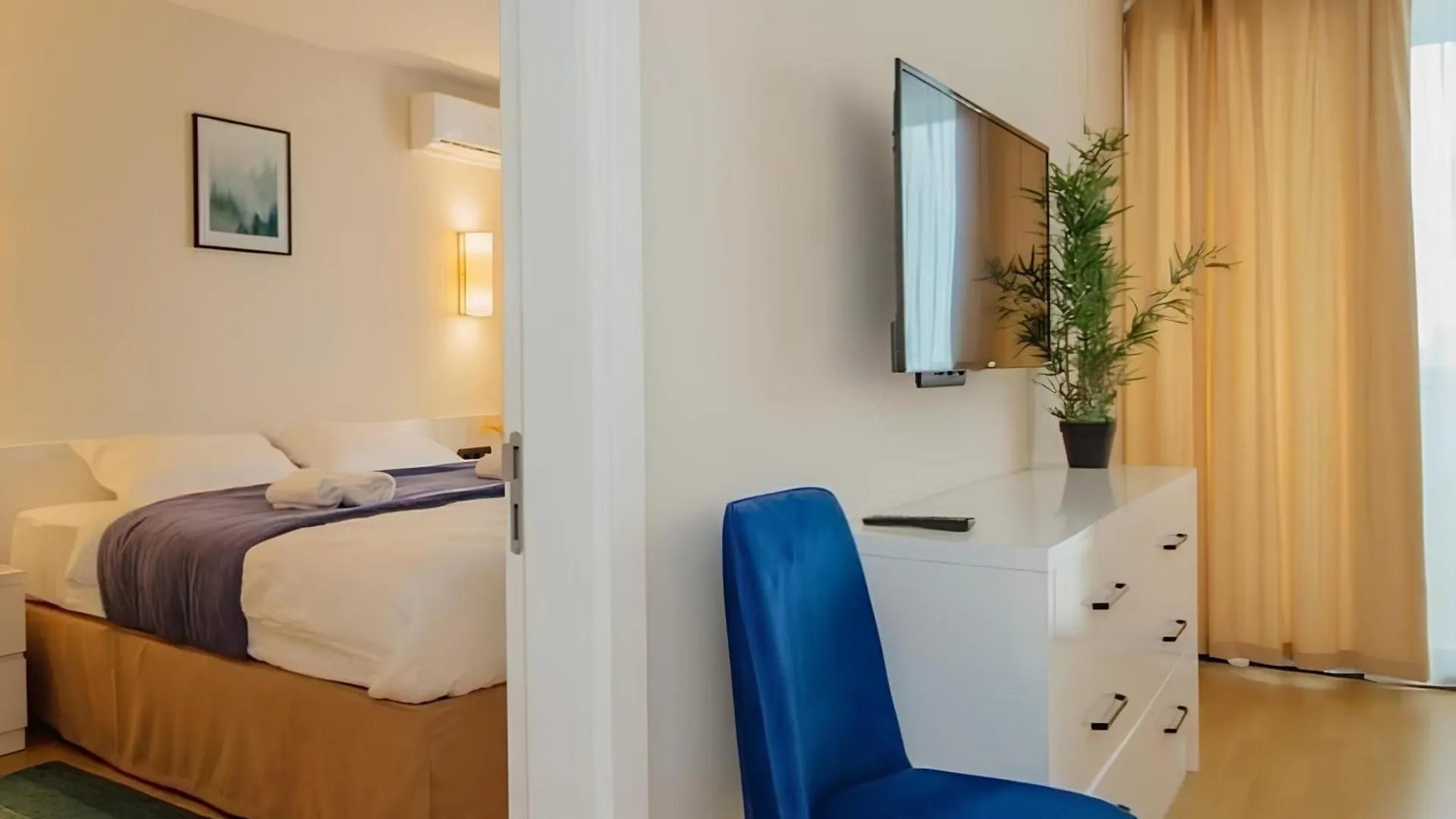 Panarama Orbi City Aparthotel Itkhvisi Georgia
