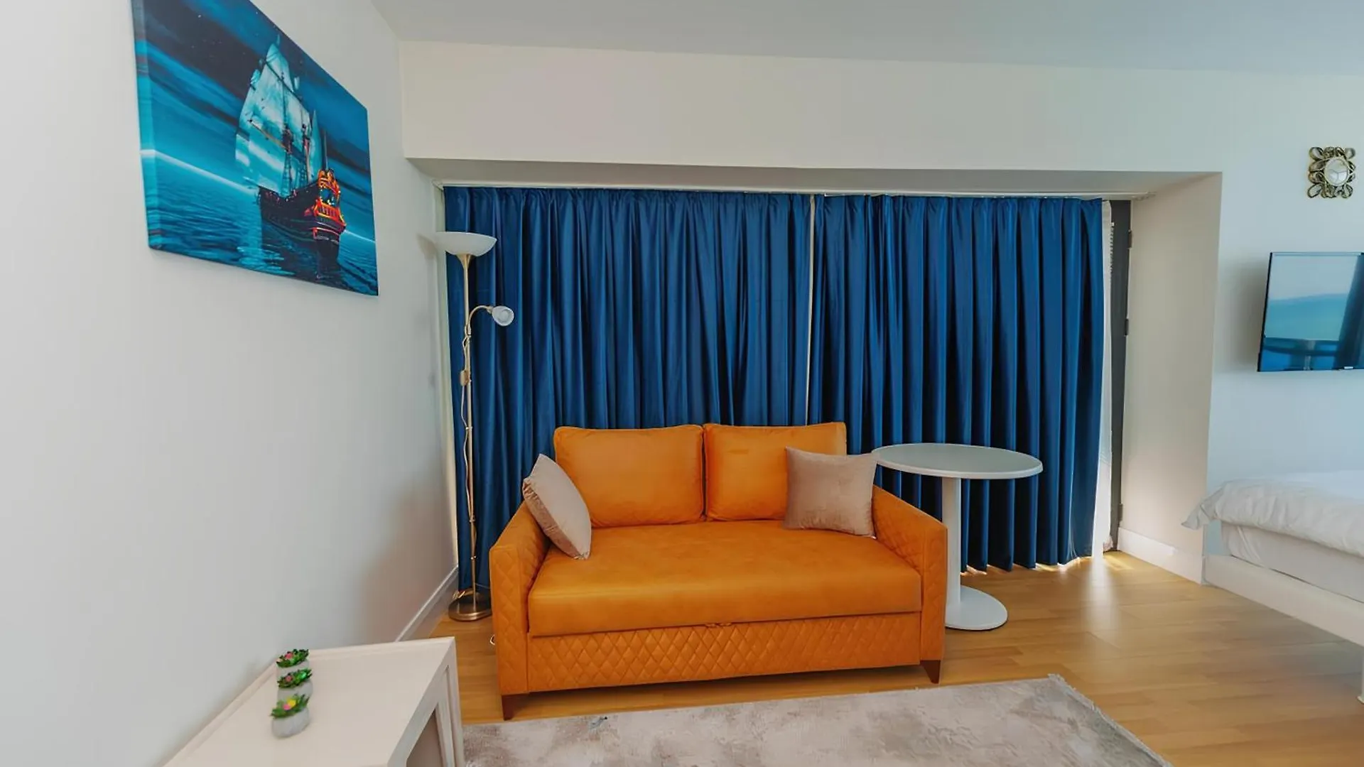 Panarama Orbi City Aparthotel Itkhvisi Apartment