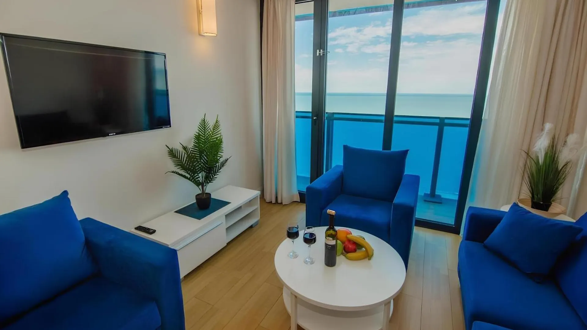 Panarama Orbi City Aparthotel Itkhvisi